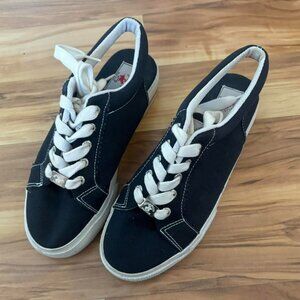 VINTAGE POLO SNEAKERS